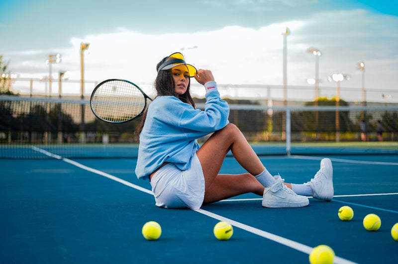 How to Dress for Preppy Sports