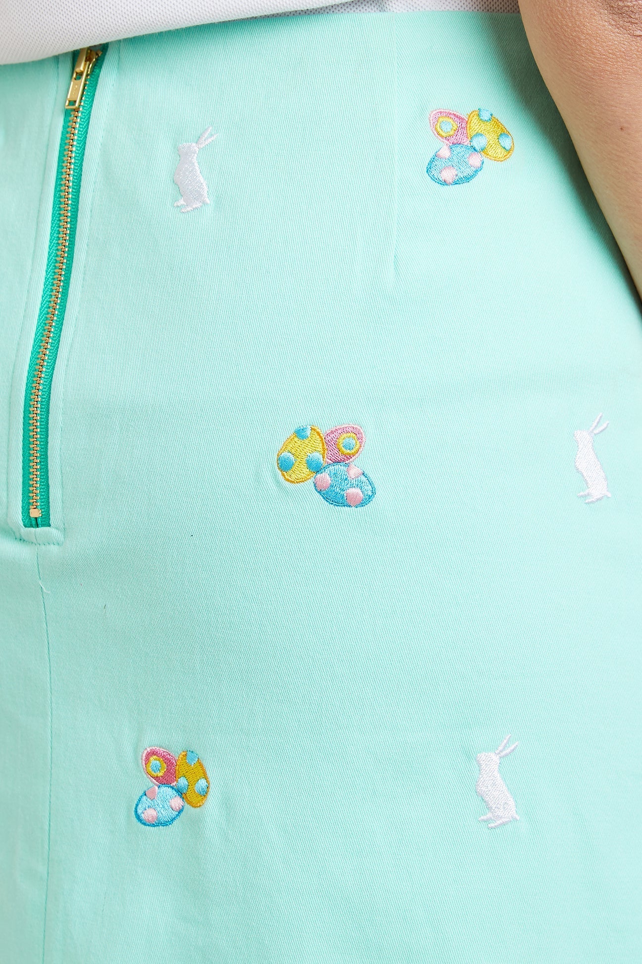Ali Skirt Stretch Twill Seagrass with Easter Eggs & Bunny LADIES SKIRTS Castaway Nantucket Island