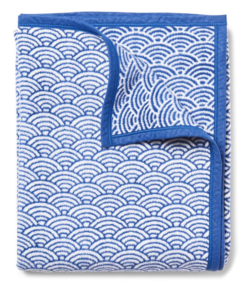 ChappyWrap Blanket Brewster Scallops Blue - Castaway Nantucket Island